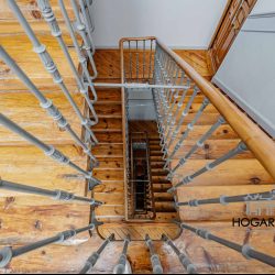 Apartamento clásico, con balcones