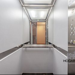 Apartamento clásico, con balcones