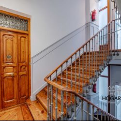 Apartamento clásico, con balcones