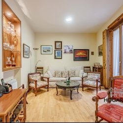 Apartamento clásico, con balcones