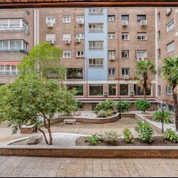 Oficina o despacho en edificio representativo