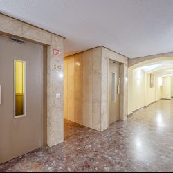 Piso en edificio representativo