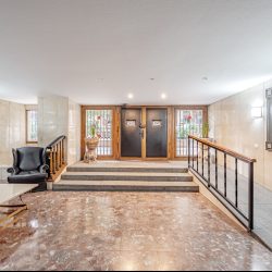 Piso en edificio representativo