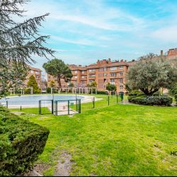 Urbanización de lujo, con garaje y trastero