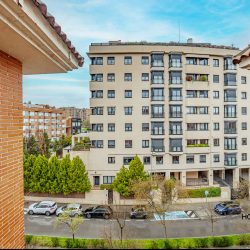 Urbanización de lujo, con garaje y trastero