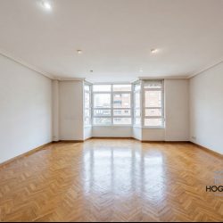 Urbanización de lujo, con garaje y trastero