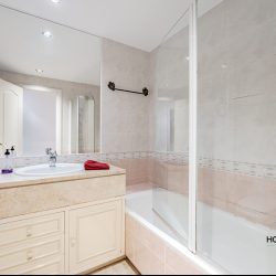 Urbanización de lujo, con garaje y trastero